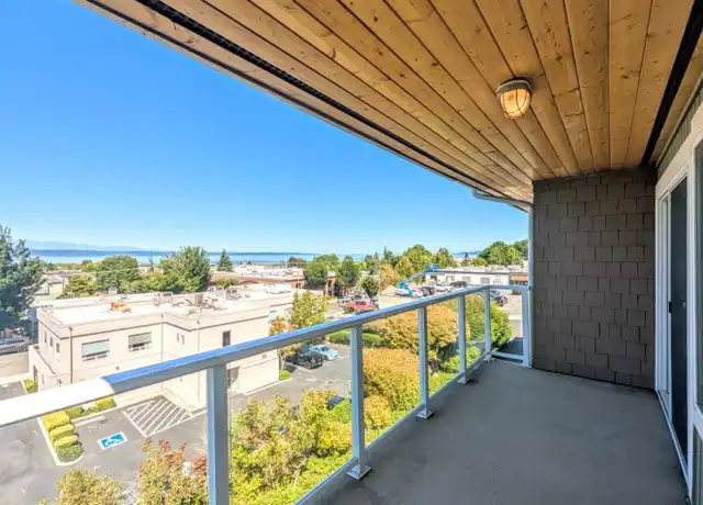 Property at 520 Maple St #204, Edmonds, WA, 98020, 2 beds, 1 bath, [object Object]