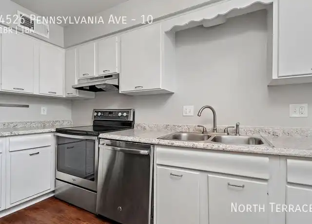 Property at 4526 Pennsylvania Ave Unit 10, Kansas City, MO, 64111, 1 bed, 1 bath, [object Object]