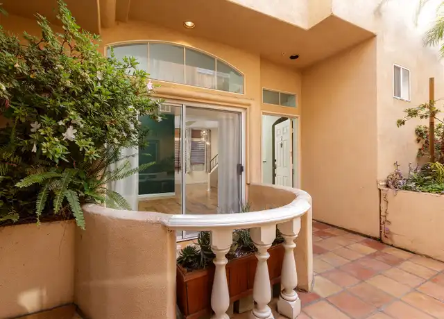 Property at 11112 La Maida St, North Hollywood, CA, 91601, 2 beds, 2.5 baths, [object Object]