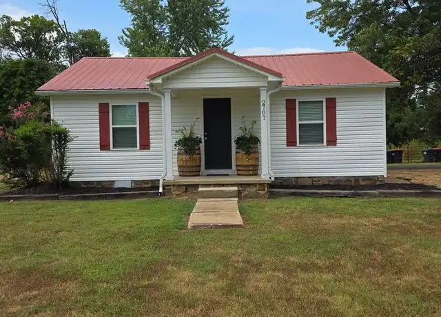 Property at 2707 Old Highway 124, Russellville, AR, 72801, 1 bed, 1 bath, [object Object]