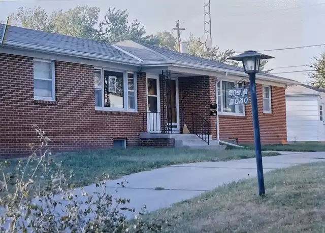 Property at 4030 M St, Lincoln, NE, 68510, 2 beds, 1 bath, [object Object]