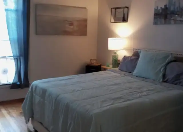 Property at 311 N Van Buren St, Bay City, MI, 48708, 2 beds, 1 bath, [object Object]