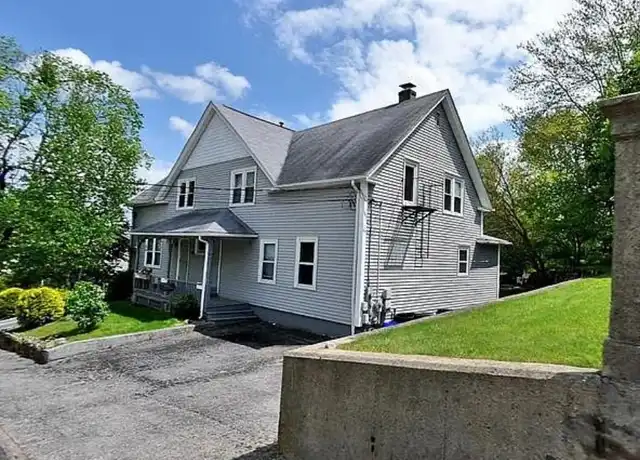 Property at 34 Harris Ave Unit 34 1/2, West Warwick, RI, 02893, 2 beds, 1 bath, [object Object]