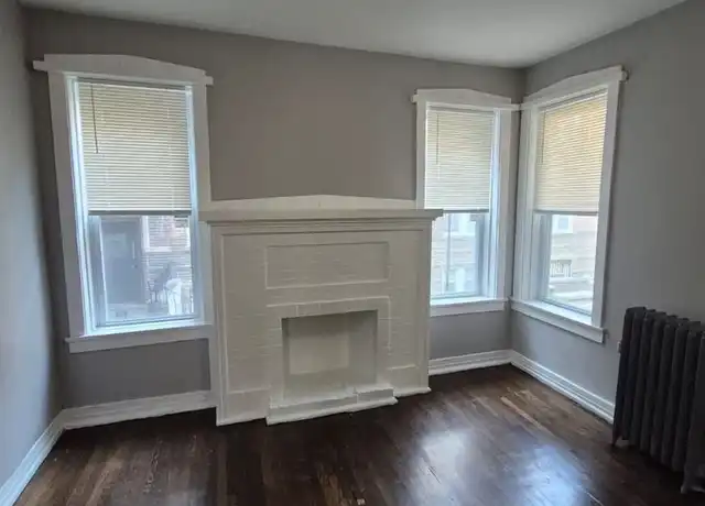 Property at 6220 S Eberhart Ave Unit 1E, Chicago, IL, 60637, 2 beds, 2 baths, [object Object]