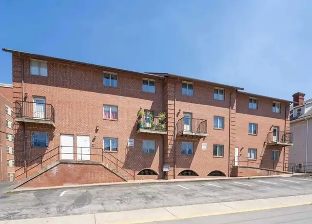 Property at 301 1st St Unit 305-1, Morgantown, WV, 26505, 3 beds, 1 bath, [object Object]