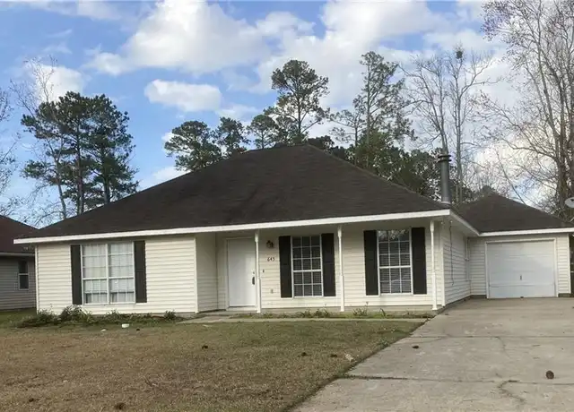 Property at 645 Armand St, Mandeville, LA, 70448, 3 beds, 2 baths, [object Object]