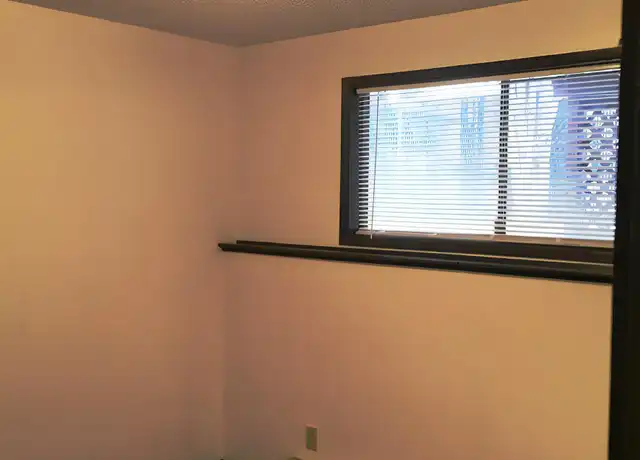 Property at 419 8th St W Unit 1B, Columbia Falls, MT, 59912, 2 beds, 1 bath, [object Object]
