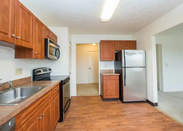 Property at Mix Avenue, L.L.C. (MIX) - 905 Mix Ave, Hamden, CT, 06514, 0-2 beds, 1-2.5 bath, [object Object]