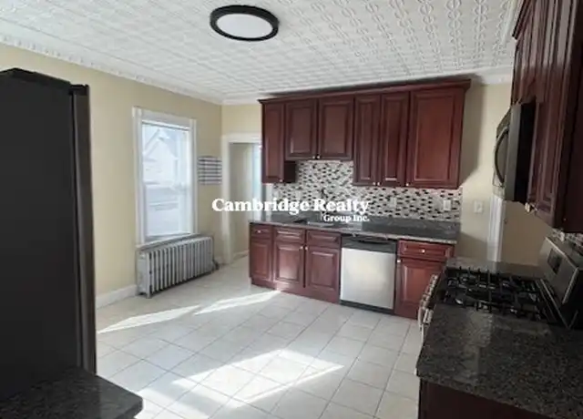 Property at 39 Watts St Unit 2T, Malden, MA, 02148, 4 beds, 2 baths, [object Object]