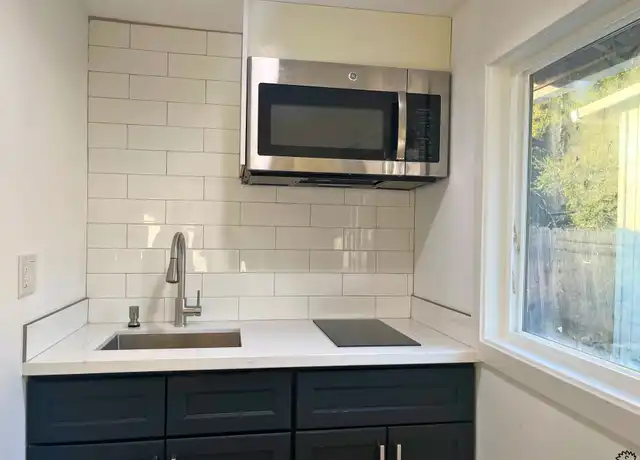 Property at 1373 Highland Blvd Unit 2, Hayward, CA, 94542, 1 bed, 1 bath, [object Object]