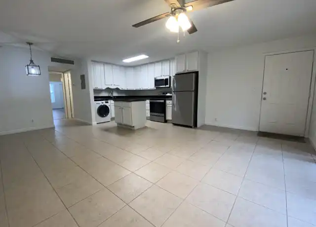 Property at 102 N Lakeside Dr Unit 3, Lake Worth Beach, FL, 33460, 1 bed, 1 bath, [object Object]