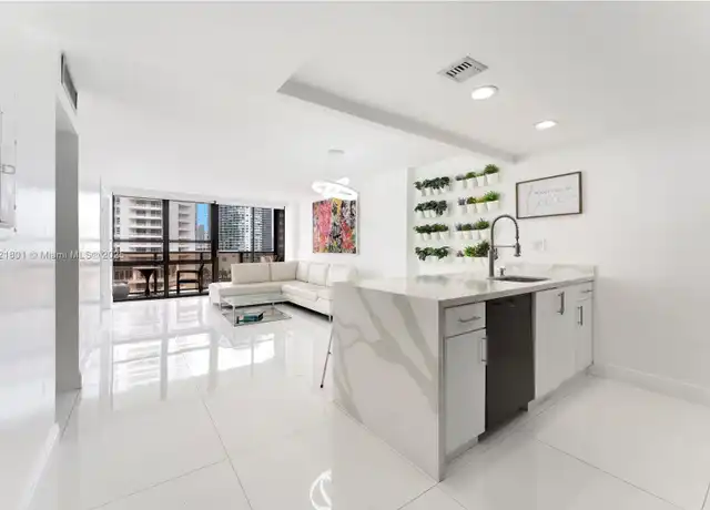 Property at 600 NE 36th St #1111, Miami, FL, 33137, 2 beds, 1.5 baths, [object Object]