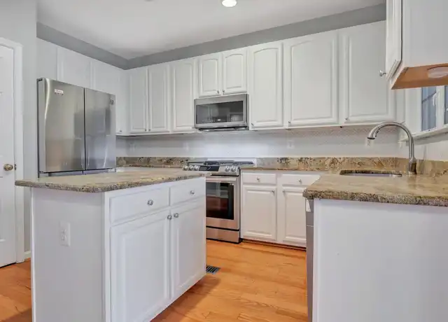 Property at 2453 Cheyenne Dr, Gambrills, MD, 21054, 3 beds, 2.5 baths, [object Object]
