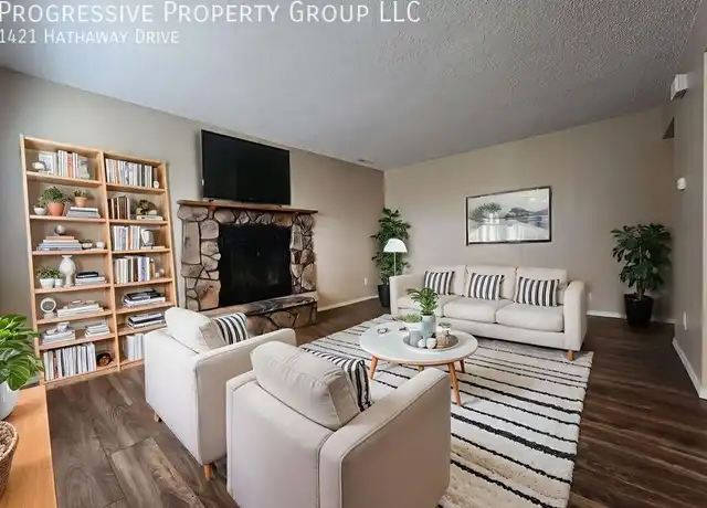 Property at 1421 Hathaway Dr, Colorado Springs, CO, 80915, 2 beds, 1 bath, [object Object]