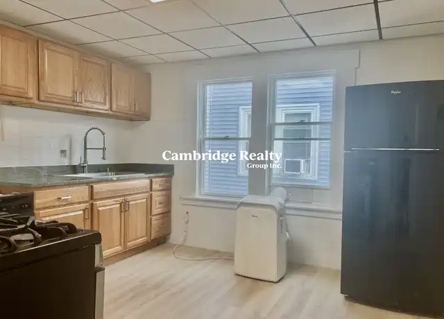 Property at 5 Magnus Ave Unit 3T, Somerville, MA, 02143, 3 beds, 1 bath, [object Object]