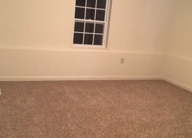 Property at 1711 Lincoln Hwy Unit 5, Lancaster, PA, 17602, 1 bed, 1 bath, [object Object]