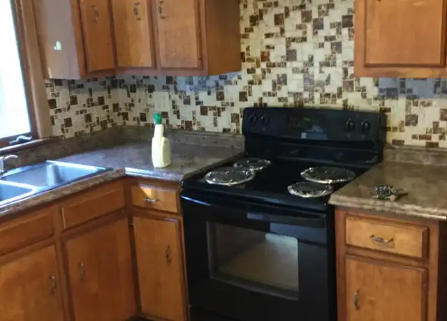 Property at 106 Sycamore St Unit 3, Belmont, MA, 02478, 1 bed, 1.5 baths, [object Object]
