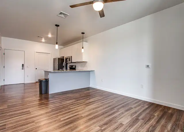 Photo of 816 N Prince St, Lancaster, PA 17603