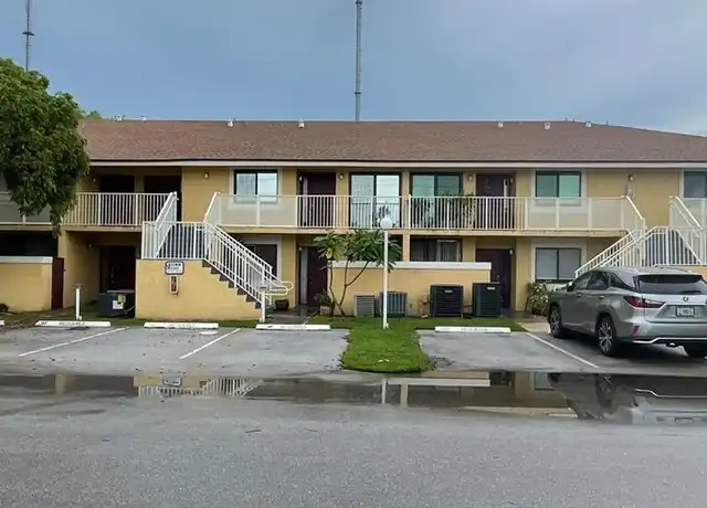Property at 500 NW 210th St Unit 200, Miami Gardens, FL, 33169, 2 beds, 2 baths, [object Object]