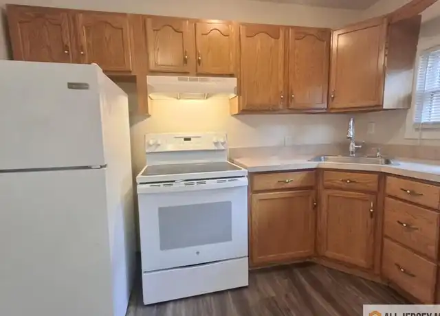 Property at 1 Forrest Ave Unit B, Sayreville, NJ, 08872, 1 bed, 1 bath, [object Object]