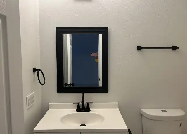 Property at 3444 Ross Ave SE Unit B, Albuquerque, NM, 87106, 1 bed, 1 bath, [object Object]