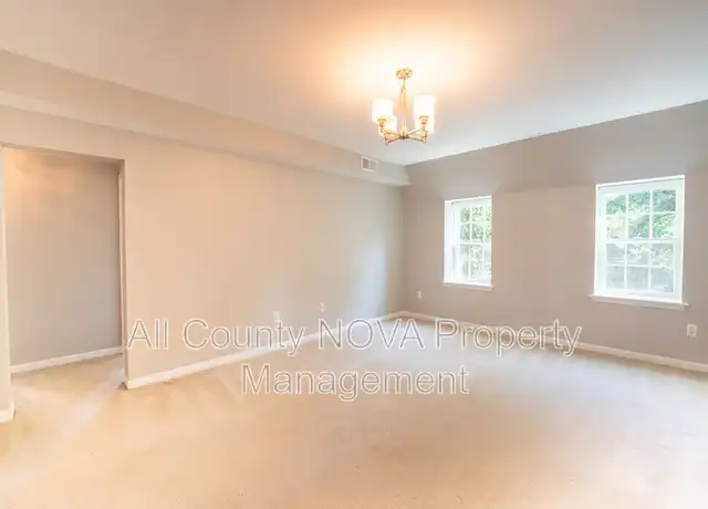 Property at 1756 N Rhodes St Unit 6-333, Arlington, VA, 22201, 2 beds, 1 bath, [object Object]
