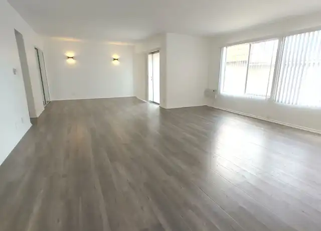 Property at 621 San Vicente Blvd Unit 301, Santa Monica, CA, 90402, 2 beds, 2 baths, [object Object]