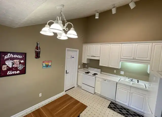Property at 3260 Meadow Walk Ln, Montgomery, AL, 36116, 1 bed, 1 bath, [object Object]