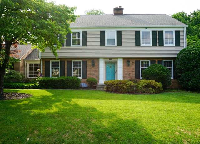 Photo of 9722 Spring Ridge Ln, Vienna, VA 22182