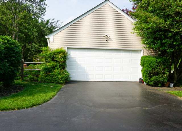 Photo of 9722 Spring Ridge Ln, Vienna, VA 22182