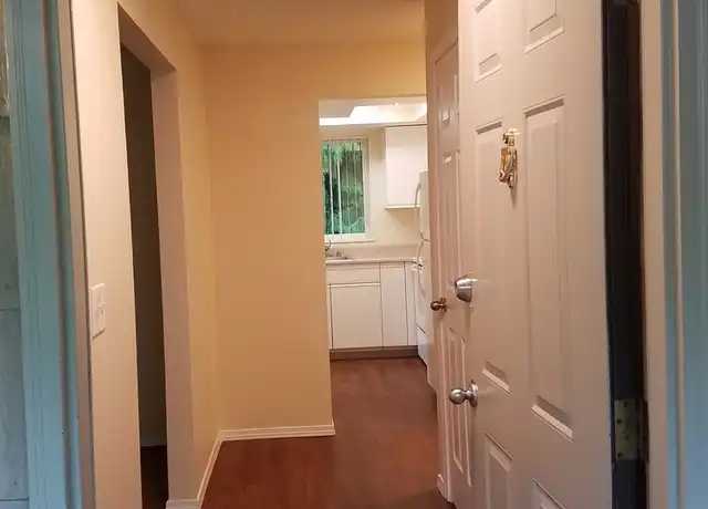 Property at 2220 SW 337th Pl Unit 210, Federal Way, WA, 98023, 2 beds, 1 bath, [object Object]
