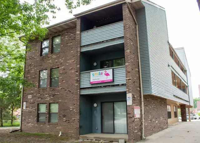 Property at 506 W Elm St, Urbana, IL, 61801, 1 bed, 1 bath, [object Object]