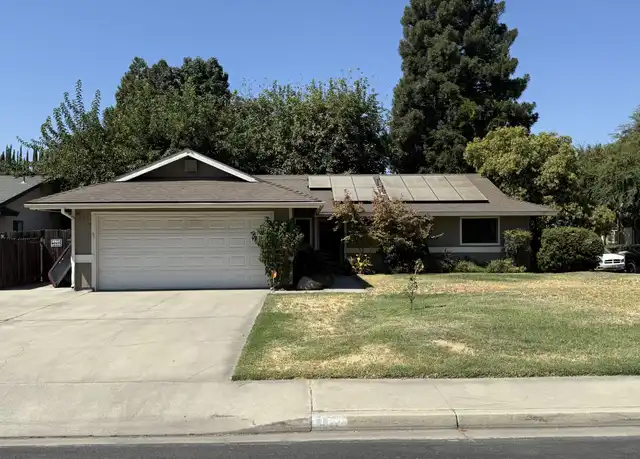 Property at 817 S Julieann St, Visalia, CA, 93277, 3 beds, 2 baths, [object Object]