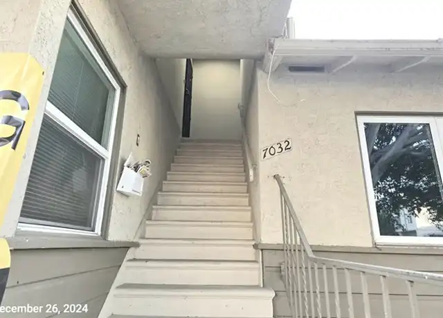 Property at 7030 Ramsgate Ave Unit 7032, Los Angeles, CA, 90045, 3 beds, 2 baths, [object Object]