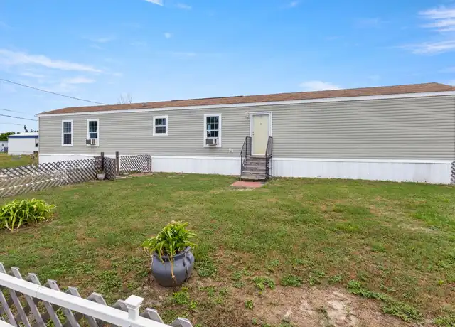 Property at 5102 E 12th St Unit 12, Panama City, FL, 32404, 3 beds, 2 baths, [object Object]