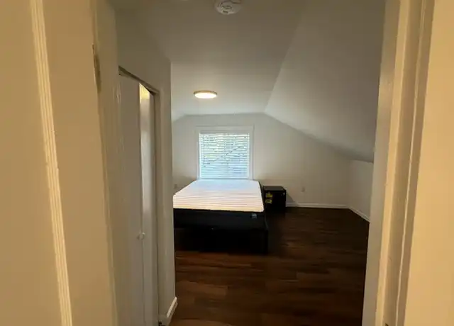 Property at 5228 S State St Unit 4, Tacoma, WA, 98409, 1 bed, 1 bath, [object Object]