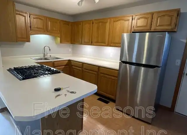 Property at 500 Saint Paul St Unit 500, Burlington, VT, 05401, 3 beds, 1 bath, [object Object]