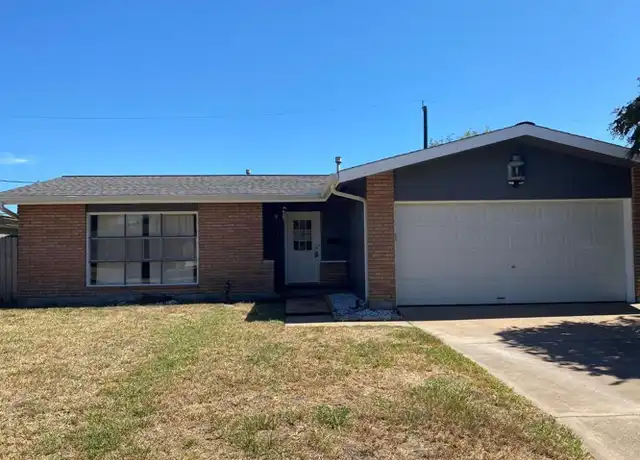 Property at 121 Tuna St, Galveston, TX, 77550, 3 beds, 2 baths, [object Object]