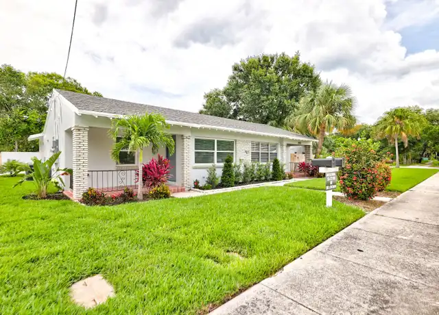 Property at 125 S 10th St Unit 1004, Fort Pierce, FL, 34950, 2 beds, 1 bath, [object Object]