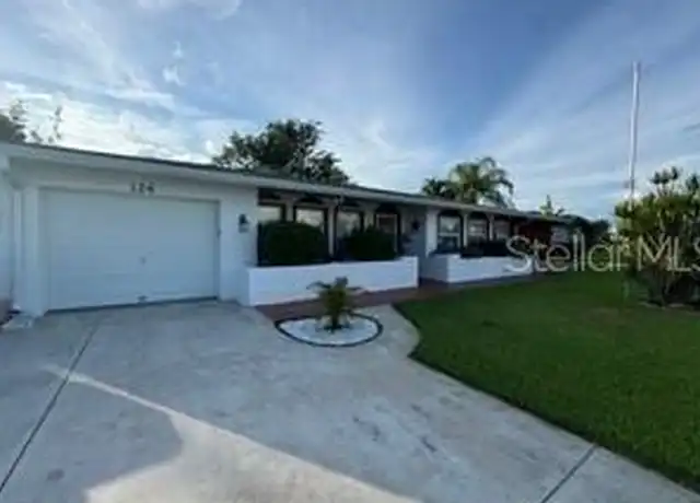 Property at 124 Caddy Rd, Rotonda West, FL, 33947, 4 beds, 2 baths, [object Object]