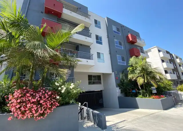 Property at 5026 Rosewood Ave, Los Angeles, CA, 90004, 3 beds, 3 baths, [object Object]