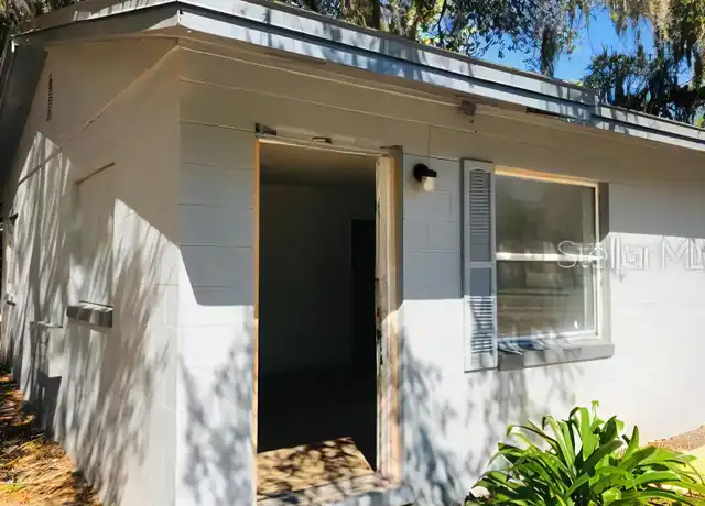 Property at 411 Kilgore St, Wildwood, FL, 34785, 2 beds, 1 bath, [object Object]