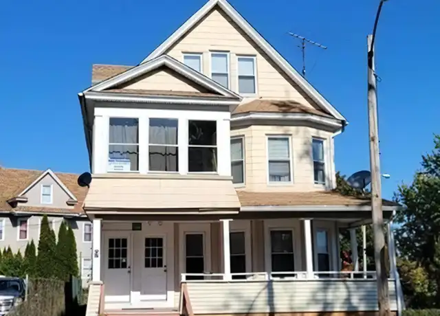 Property at 9 Ledyard St Unit 9, Springfield, MA, 01104, 2 beds, 1 bath, [object Object]