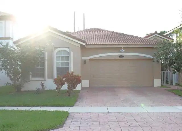 Property at 10670 Old Hammock Way, Wellington, FL, 33414, 4 beds, 3 baths, [object Object]