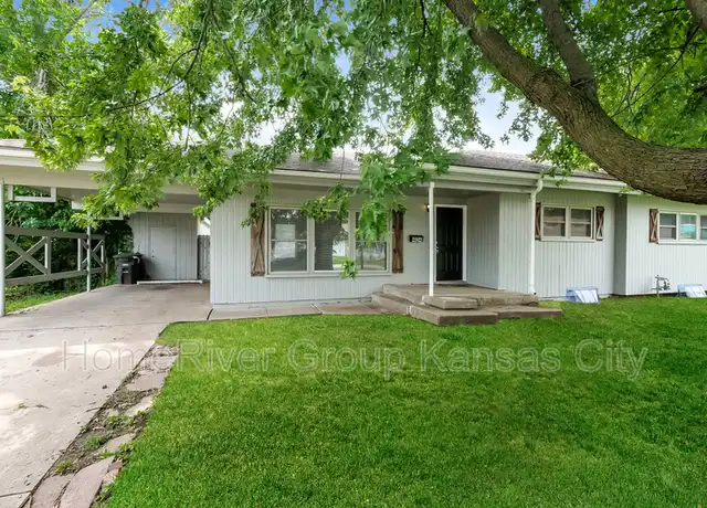 Property at 404 Sagebrush Ln, Belton, MO, 64012, 4 beds, 2 baths, [object Object]