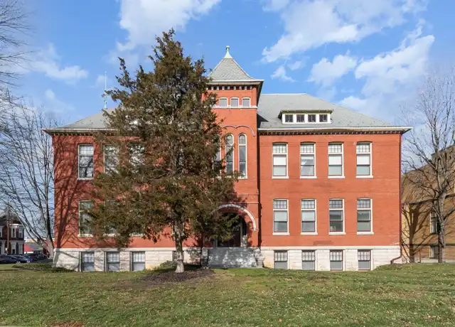 Property at 133 W Locust St, Mechanicsburg, PA, 17055, 2 beds, 2 baths, [object Object]