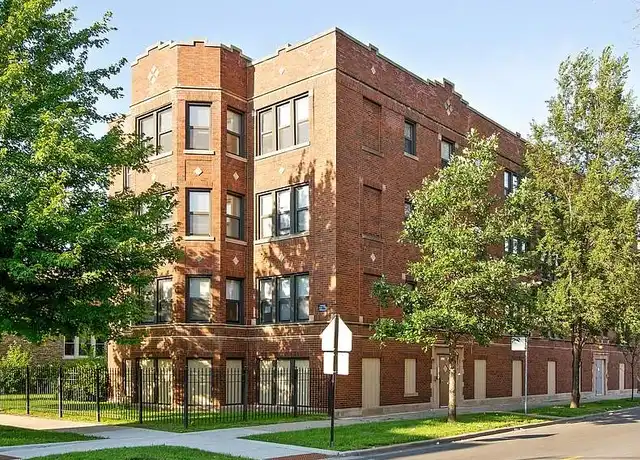 Property at 8259 S Elizabeth St, Chicago, IL, 60620, 3 beds, 1 bath, [object Object]