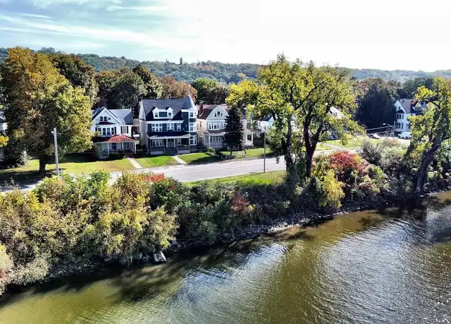 Property at 202 2nd Ave Unit 3, Troy, NY, 12180, 2 beds, 1 bath, [object Object]