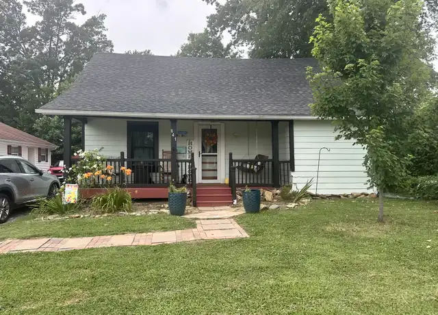 Property at 841 Cherry St, Alcoa, TN, 37701, 3 beds, 1.5 baths, [object Object]