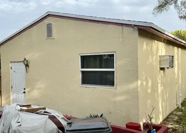 Property at 3548 Melaleuca Ln Unit 2, Lake Worth Beach, FL, 33461, 1 bed, 1 bath, [object Object]